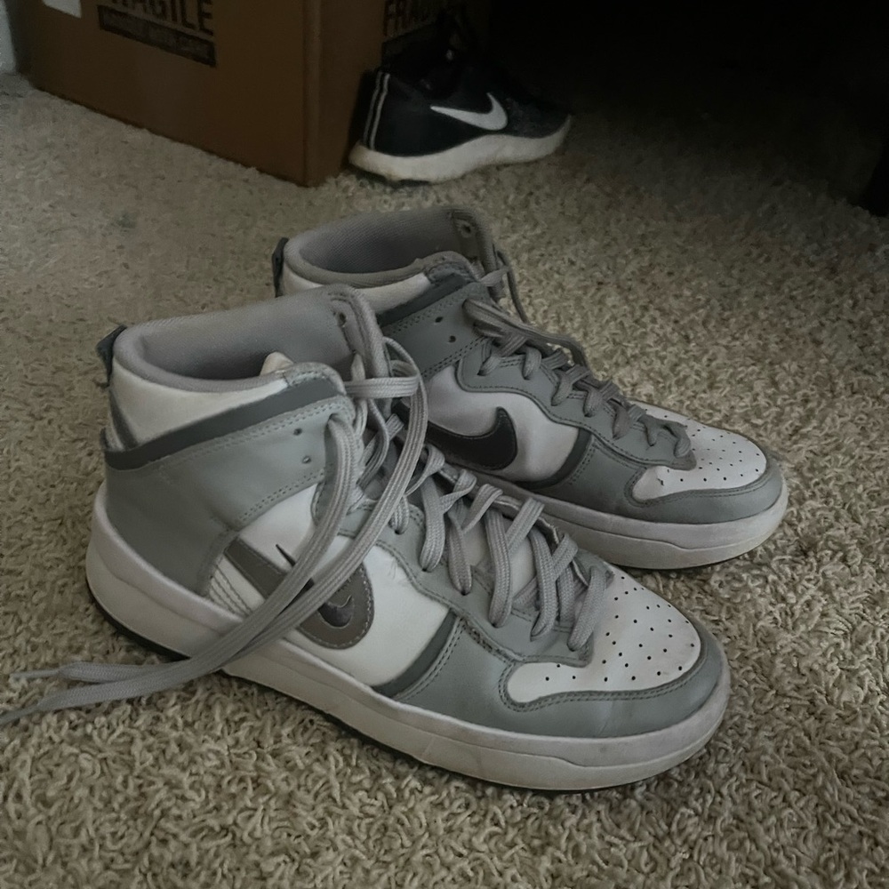 Nike dunk high top women’s